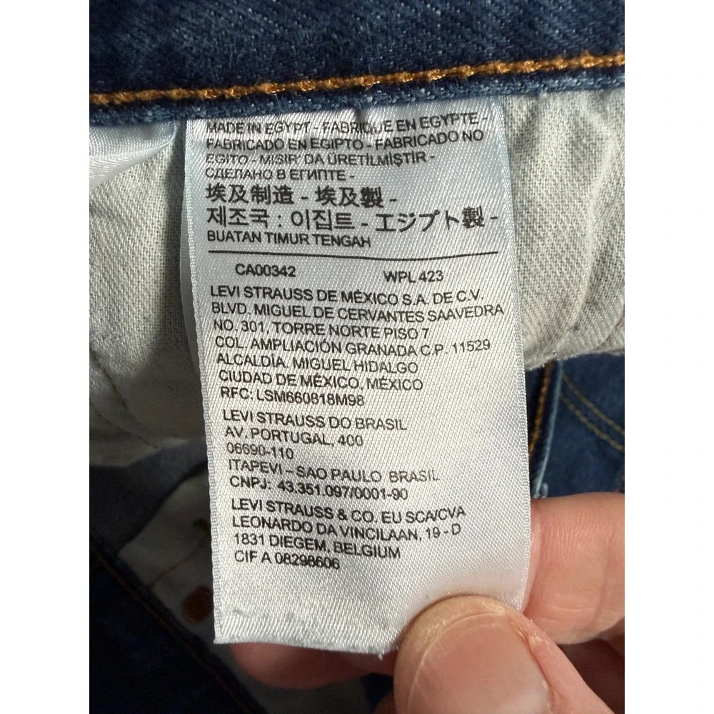 Levis 501 Original Fit Button Fly Jeans Mens 40x34 Dark Wash Straight Leg Preppy